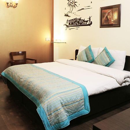 Pals Inn New Delhi Exterior photo