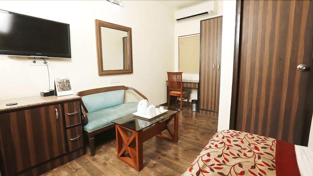 Pals Inn New Delhi Exterior photo