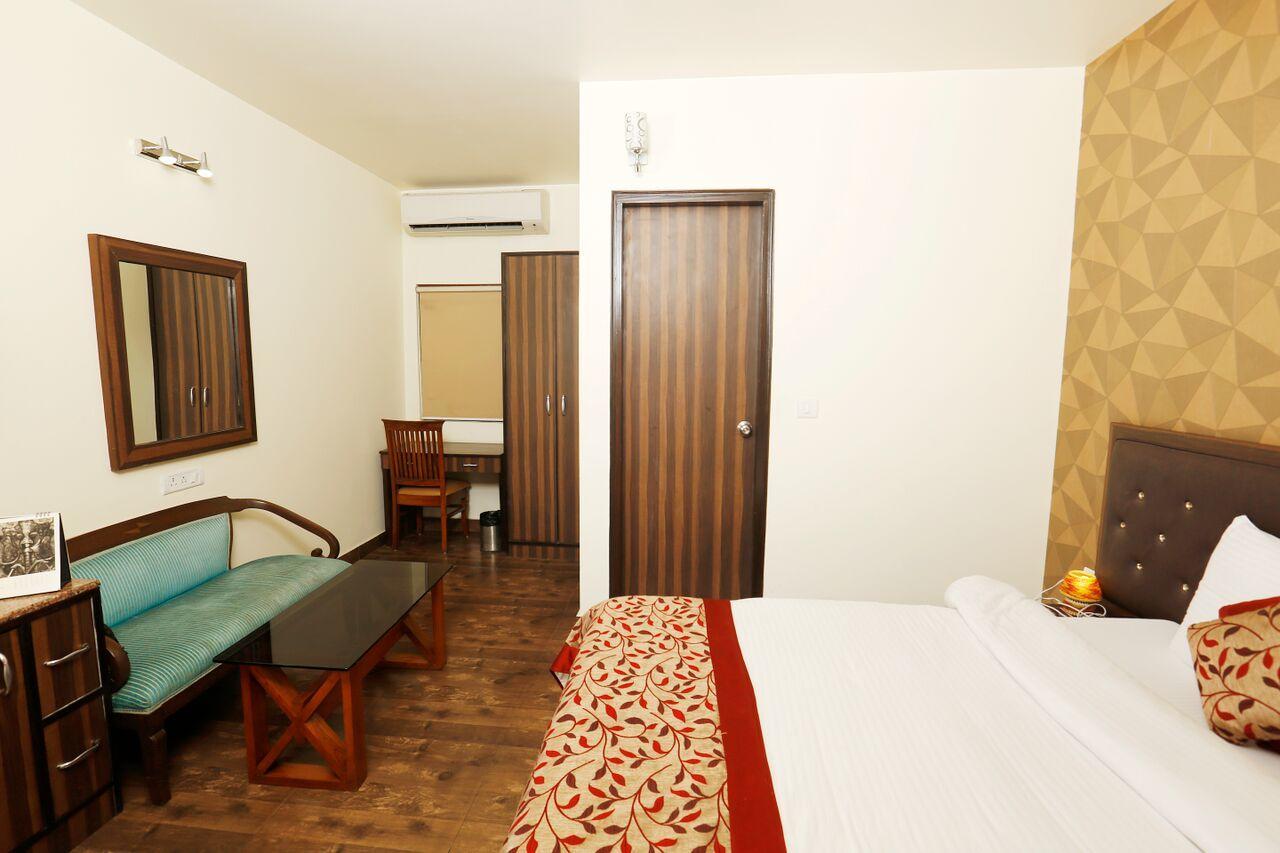 Pals Inn New Delhi Exterior photo